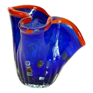 Charming Hand-Blown Small Ruffled Blue Handkerchief Vase With Red Rim in the Style of Dave Chihuly For Sale