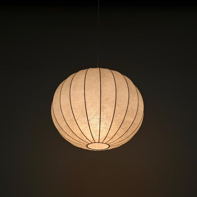 1960s Mid-Century Modern Beige Round Cocoon Pendant by Achille Castiglioni for Hille, Italy, 1960s For Sale - Image 5 of 14