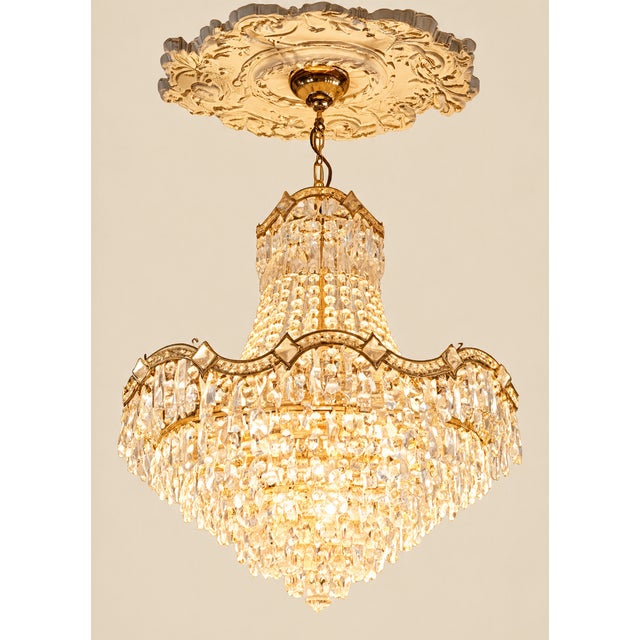 Large Hollywood Regency Crystal Chandelier, Italy, 1965-1975 For Sale - Image 4 of 5
