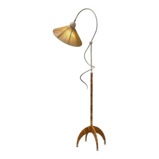 Sculptural Split Reed Cane Rattan Floor Lamp Woven Rope Shade Spherical Metal Feet For Sale