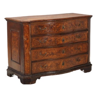 Italian Baroque Chest of Drawers in Walnut Burl For Sale