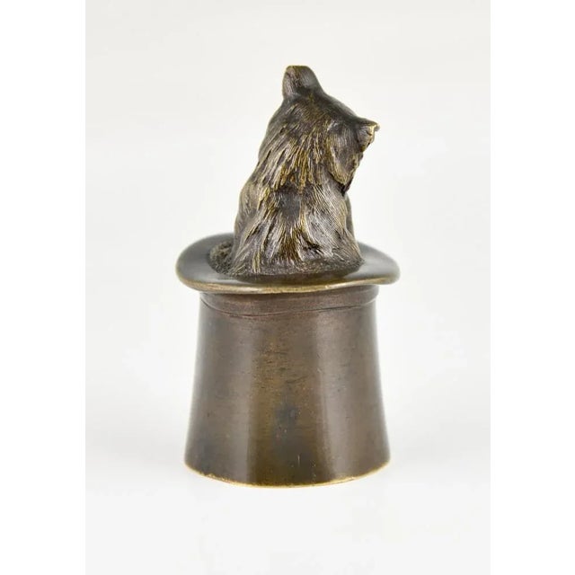 Antique Bronze Table Bell Depicting Cat in a Top Hat, 1880 For Sale - Image 6 of 11
