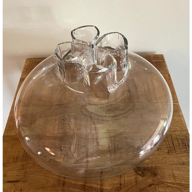 Mid 20th Century Rare Alfredo Barbini Murano Hand-Blown Art Glass Lotus Vase / Centerpiece Bowl With Four-Petal Opening, Italy, 13” For Sale - Image 5 of 14
