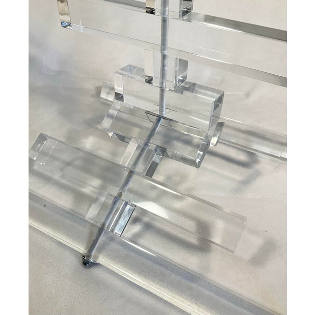 Metal 1970s Lucite & Glass Skyscraper Round Side Accent Table For Sale - Image 7 of 12