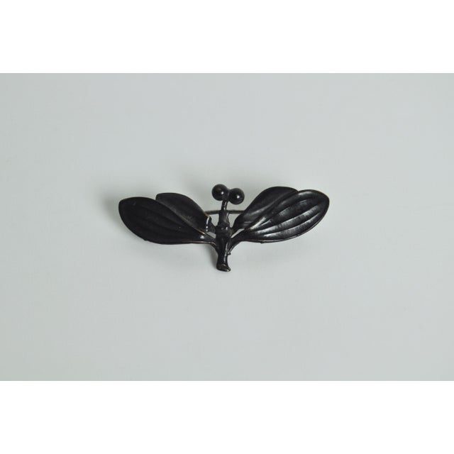 Art Nouveau Branch with Leaves and Berries Brooch, Early 1900s For Sale - Image 6 of 6