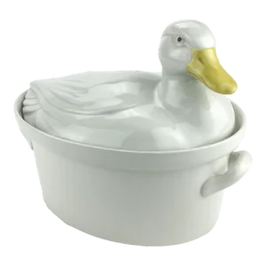 Covered Casserole Duck Design Ovenproof