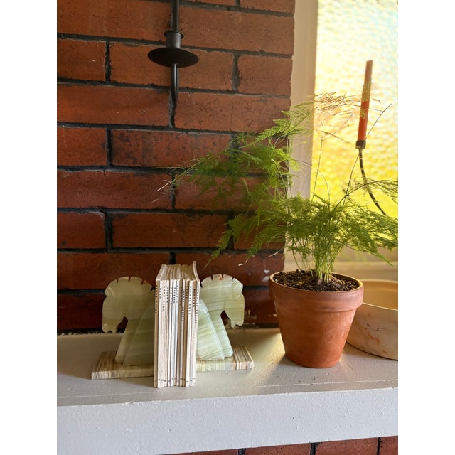 Stone Vintage Onyx Horse Head Bookends Pair – Banded Stone Chess Knight Sculptures For Sale - Image 7 of 16