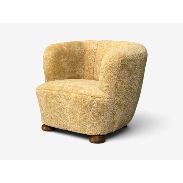 Mid-Century Modern Danish Modern, Banana Style Tub Chair, Beech, Honey Sheepskin, Denmark, 1930s For Sale - Image 3 of 13