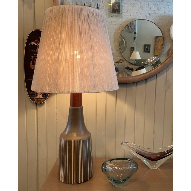 Mid 20th Century Mid 20th Century Art Pottery Brown Striped Table Lamp by Gordon Martz for Marshall Studios For Sale - Image 5 of 7