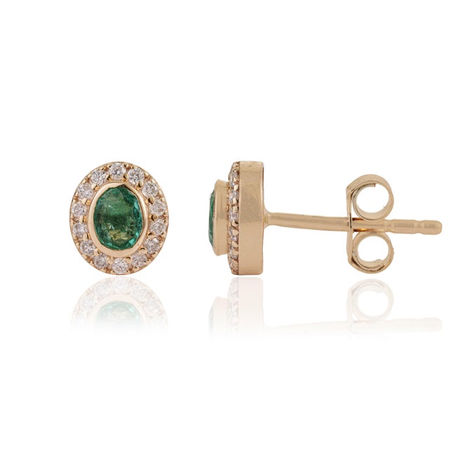 VR Jewels 14k Gold Everyday Oval Natural Emerald Diamond Halo Stud Earrings- A Pair For Sale - Image 4 of 16