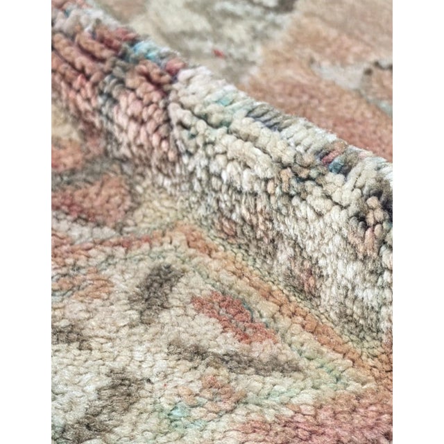 Mid Century Moroccan Rug – Vintage Geometric Berber Carpet This vintage Moroccan rug features a beautifully balanced...