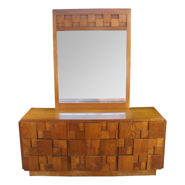 1970s Lane Staccato Mid Century Modern 9 Drawer Oak Brutalist Mirrored Dresser Lowboy For Sale