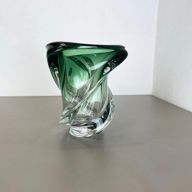 1960s Crystal Wave Glass Vase from Val Saint Lambert, Belgium, 1960s For Sale - Image 5 of 18