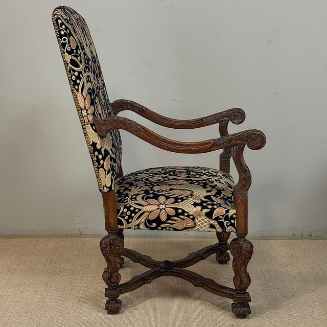 19th Century French Renaissance Revival Hand Carved Oak Armchair For Sale In Dallas - Image 6 of 17