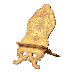 18th Century Carved Giltwood Book Stand