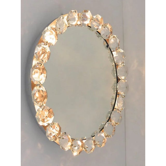 Mid-Century Austrian Backlit Wall Mirror with Diamond-Shaped Crystals from Bakalowits & Söhne, 1950 For Sale - Image 8 of 10