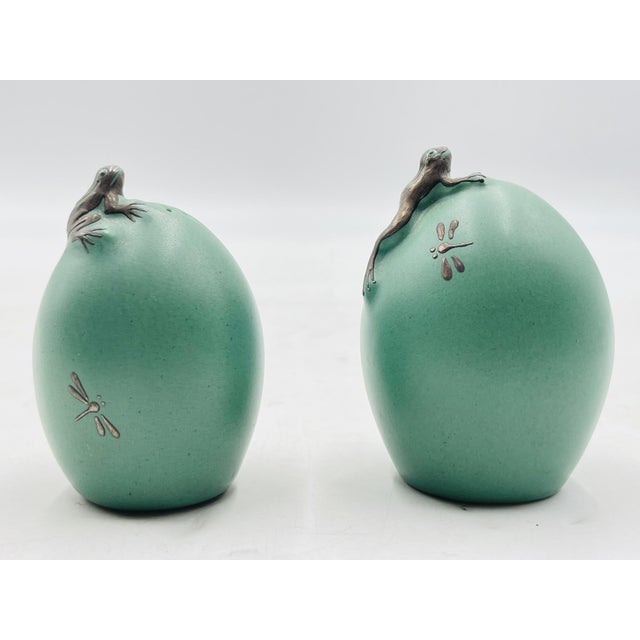 Green 1990s Modern Emilia Castillo Plata Pura Frog Salt & Pepper Shakers For Sale - Image 8 of 16