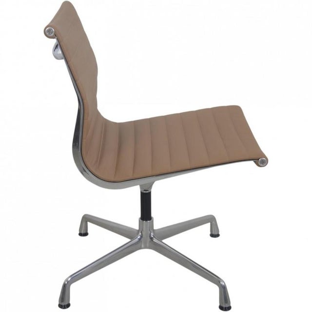 Vintage EA103 Chairs in Beige Leather by Charles Eames, 2019, Set of 4 For Sale - Image 13 of 18