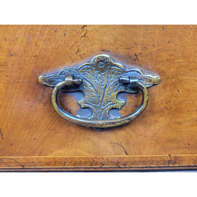 Edwardian Bureau Desk in Walnut, 1910 For Sale - Image 13 of 18