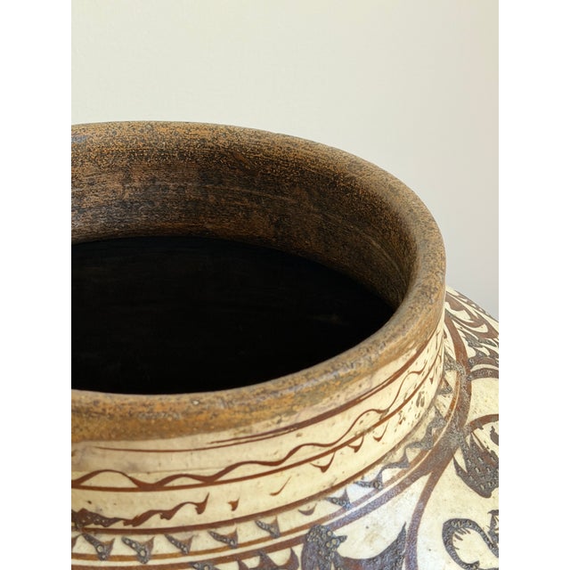Ceramic Antique Chinese Cizhou Style Pottery Jar, Ming Dynasty Period For Sale - Image 7 of 12