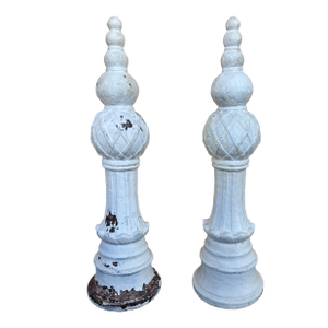 Vintage Garden Decorative Concrete Finials - Set of 2