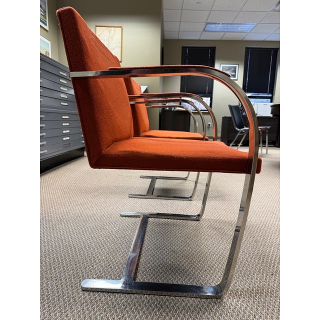 Mid-Century Modern Pair of Knoll Brno Flat Bar Armchairs by Ludwig Mies Van Der Rohe, Original 1970s Upholstery For Sale - Image 3 of 7