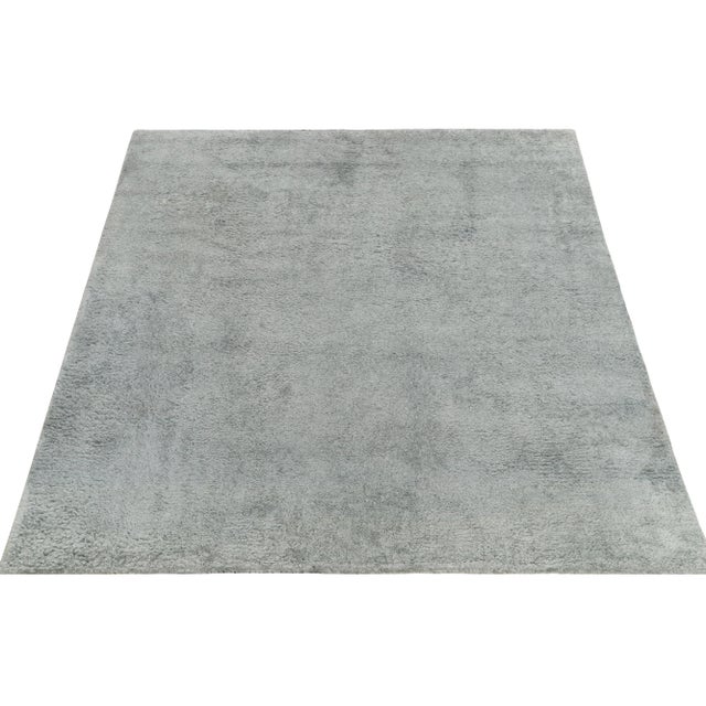 Contemporary Rug & Kilim’s Contemporary Rug in Solid Gray, High Pile For Sale - Image 3 of 8