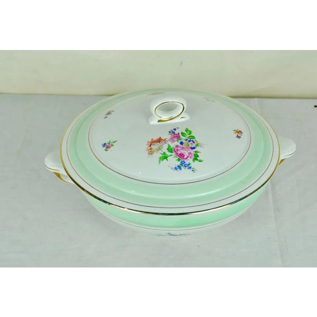 French Tureen from L Amandinoise, 1960s, in Good conditions. Designed 1960 to 1969 This piece has an attribution mark, I...