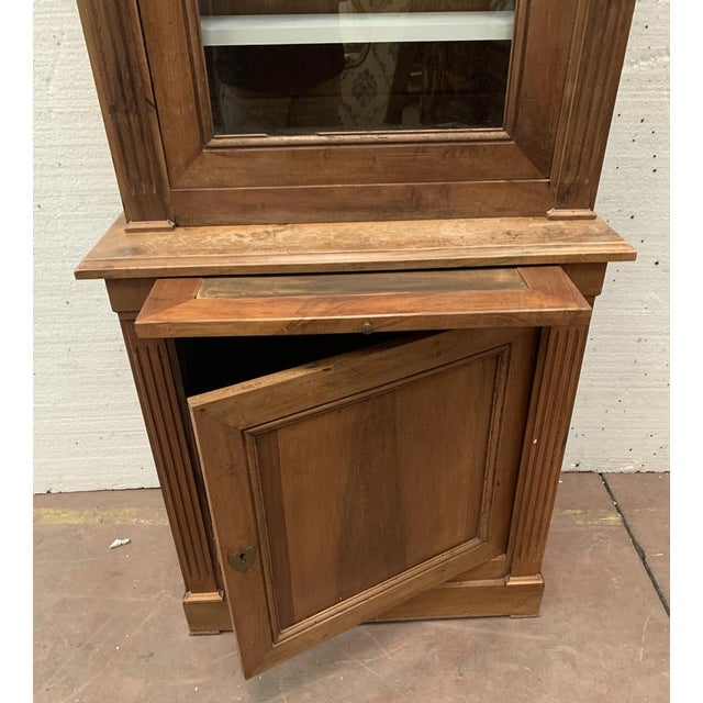 Two-Part Display Case in Walnut, 1900s For Sale - Image 6 of 12