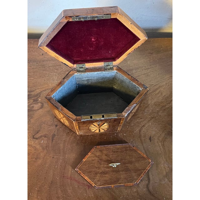 Antique Early 19th Century English George III Hexagonal Mahogany Tea Caddy of Elegant Proportion With Paterae Fan Inlay For Sale - Image 16 of 18