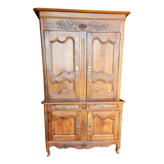 Vintage Buffet in Blonde Cherry For Sale