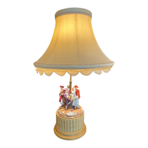 MCM Capodimonte-Style Porcelain Lamp With Musicians - Original Scalloped Shade