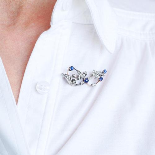 Metal Antique Victorian 9 Karat Gold, Sapphire and Diamond Brooch with Foliate Motif, 1880s For Sale - Image 7 of 18