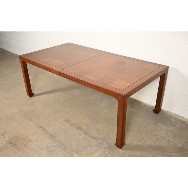 Brown Henredon Mid-Century Hollywood Regency Walnut Extension Dining Table, Newly Refinished For Sale - Image 8 of 15