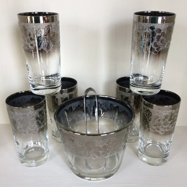Dorothy Thorpe Style Grape Pattern Silver Fade Ice Bucket WithTongs and Six 12 Oz. Tumblers - Set of 8 For Sale - Image 10 of 13
