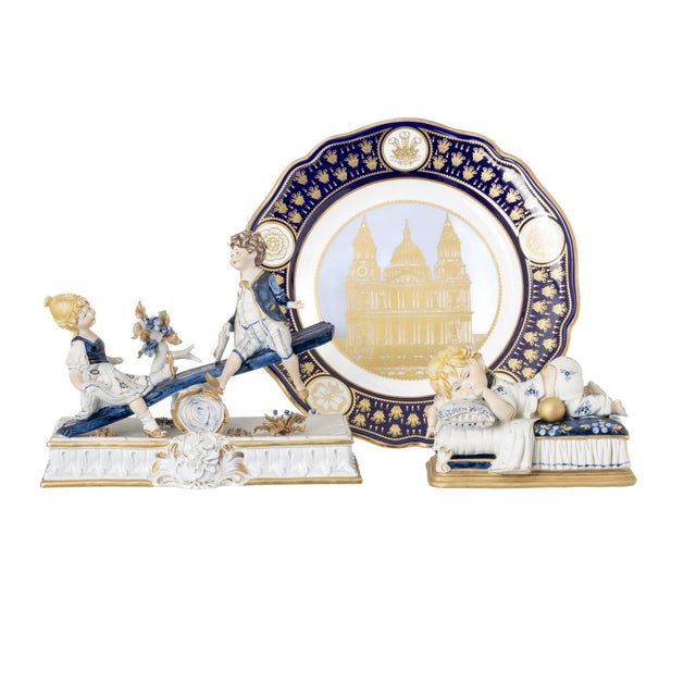 White Commemorative Plate and Two Sculptural Groups in Porcelain, Set of 3 For Sale - Image 8 of 8