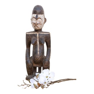 Antique Painted Idoma Seated Female Figure For Sale