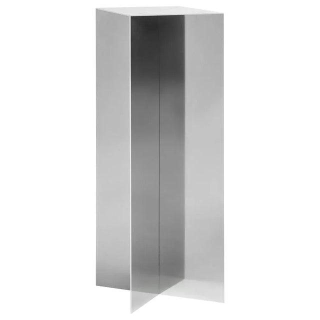 NM03 Podium by NM3 For Sale - Image 4 of 4