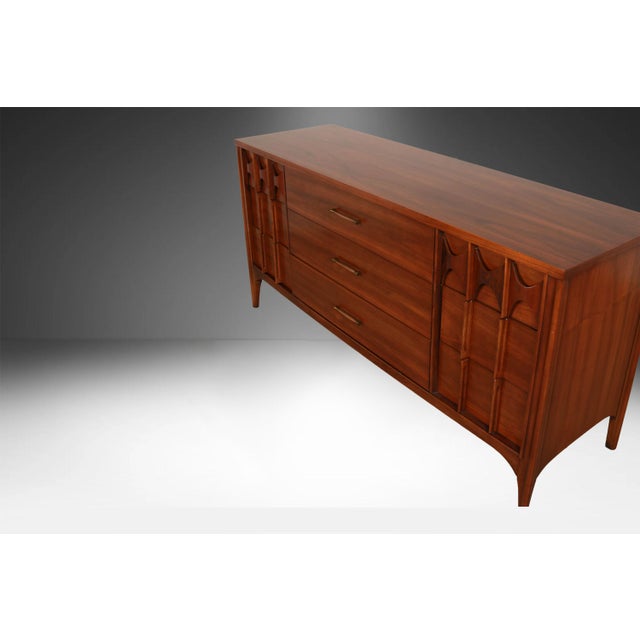 Kent Coffey Kent Coffey Perspecta Triple Dresser Credenza Mid-Century Modern For Sale - Image 4 of 10