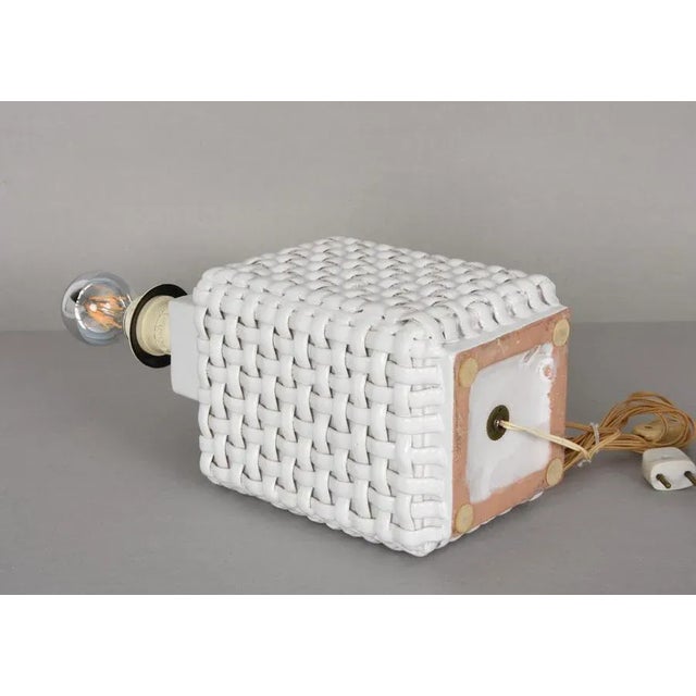 Mid-Century Italian Glazed White Ceramic Table Lamp by Tommaso Barbi, 1970s For Sale - Image 11 of 16
