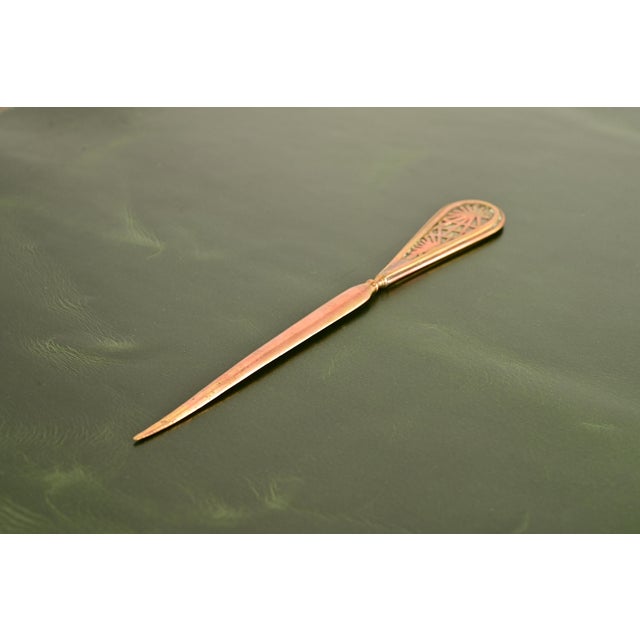 Tiffany Studios Tiffany Studios New York Pine Needle Pattern Bronze Doré and Slag Glass Letter Opener For Sale - Image 4 of 11
