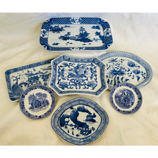 Ceramic Mixed Lot of 7 Blue & White Mini Wall Plates/Dishe For Sale - Image 7 of 10