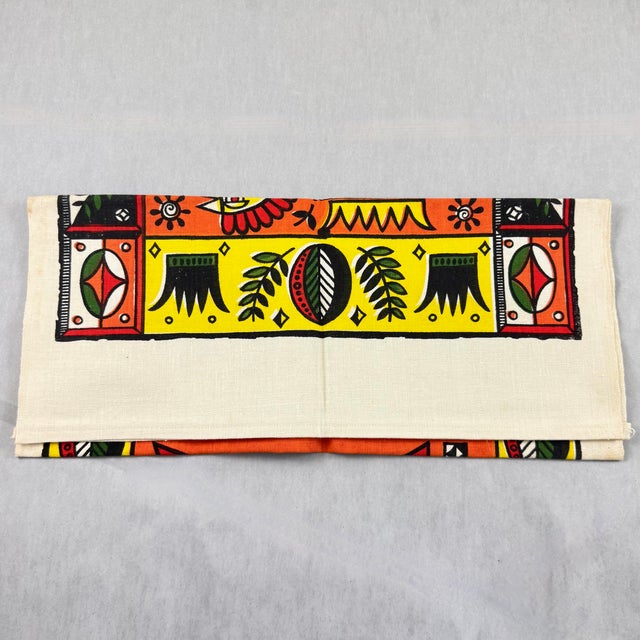 Red Mid-Century Era Georges Briard Rooster Print Silkscreened Linen Tea Towel For Sale - Image 8 of 13