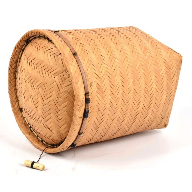 Mid 20th Century Mid 20th Century South American Lidded Basket For Sale - Image 5 of 8