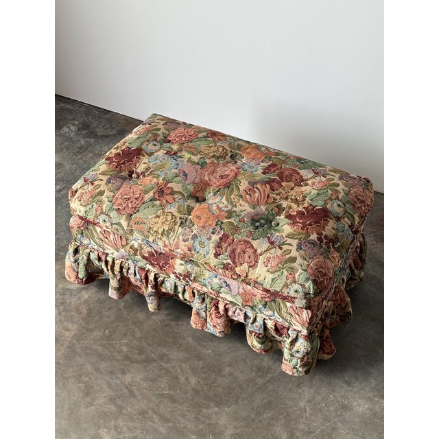 1980s Floral Jacquard Tapestry Skirted Tufted Ottoman, 1980s For Sale - Image 5 of 13