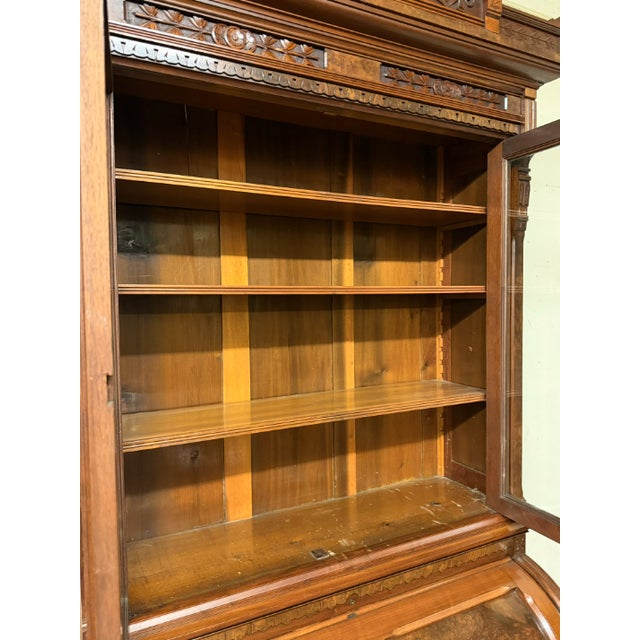 Late 19th Century Victorian American Eastlake Burl Walnut Cylinder Roll Top Desk With Pull-Out Writing Surface For Sale - Image 17 of 18