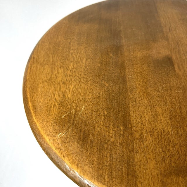 Vintage Ethan Allen Heirloom Maple Nutmeg Round Side Table For Sale - Image 6 of 10