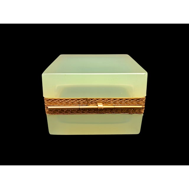 Opaline Murano Glass Jewelry Box from Manifattura di Murano, 1970s For Sale - Image 10 of 13