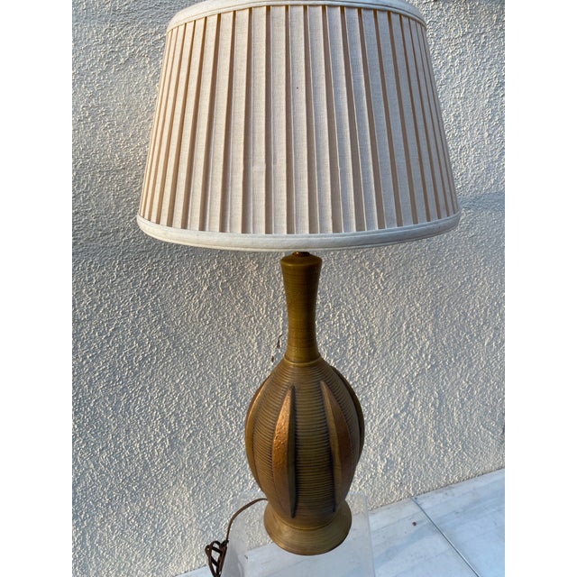 Mid-Century Modern Textured Pottery Lamp For Sale - Image 11 of 13