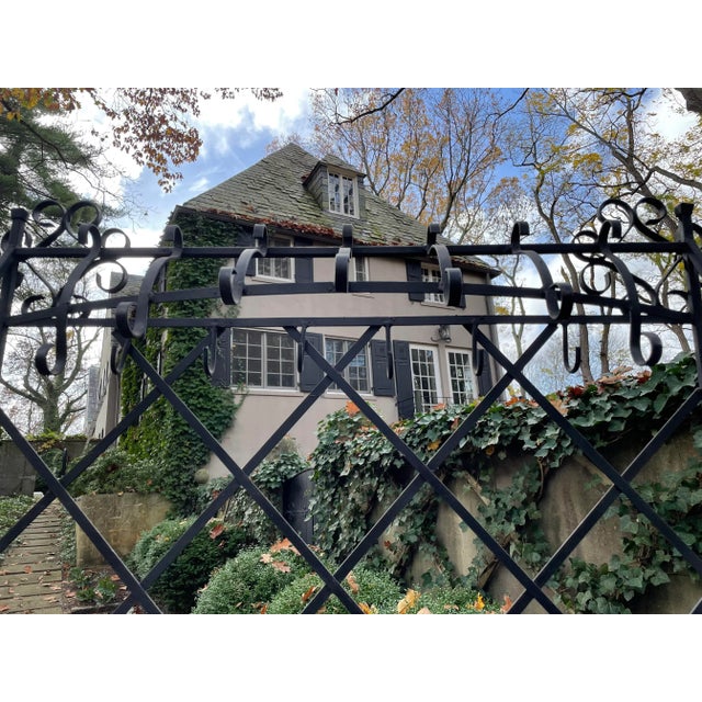 1980s Tres Chic French Style Wrought Iron Baker’s Rack For Sale - Image 5 of 12